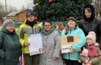 О чём пишут взрослые партийному Деду Морозу в Днепропетровской области