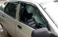 В Днепропетровской области мужчина разбил стекло в припаркованном автомобиле (ФОТО)
