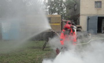 В Днепропетровске прошли соревнования по тактико-технической подготовке спасателей
