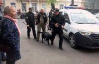 В Одессе «заминировали» суд: эвакуировано 200 человек