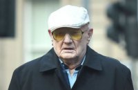 В Англии судят 101-летнего мужчину за совращение детей