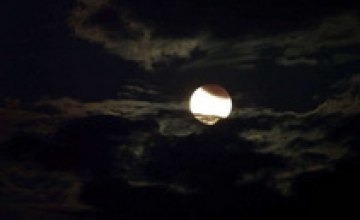 Землю накроет полное лунное затмение 
