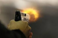 В Каменском во время ссоры 21-летнему парню выстрелили в голову