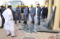 Боевик ИГ подорвал себя в мечети Кувейта, погибли 23 человека