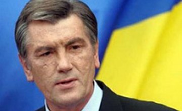 Виктор Ющенко наградил орденом днепропетровского поэта-диссидента