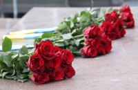 Сімдесят сьома річниця визволення України від фашистських загарбників: у Дніпрі поклали квіти до монумента «Вічна слава»