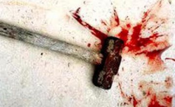 Жительница Днепропетровской области молотком и двумя ножами убила своего сожителя