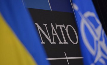 Порошенко подписал закон о помощи НАТО в перезахоронении радиоактивных отходов