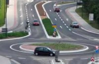 На каких перекрестках Днепра действуют новые правила дорожного движения