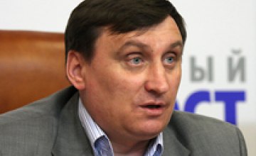 В Днепропетровске избили депутата райсовета от партии Фронт Змін