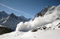 В Альпах лавина накрыла лыжников: есть погибшие