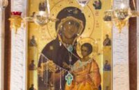 В Днепропетровском храме в честь иконы Божией Матери «Иверская» вандалы разбили главную икону