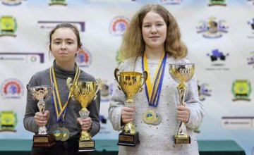 Днепровские шахматистки завоевали 5 медалей на чемпионате Украины