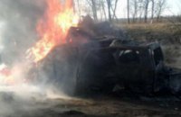 В Днепропетровске на остановке сгорели три иномарки 