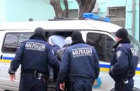 В Днепропетровской области оперативники задержали двух мужчин, грабивших людей возле вокзала
