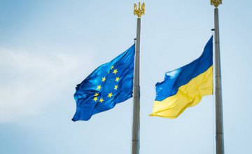 МИД назвал число украинцев, легально проживающих за границей