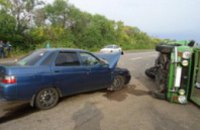 В Донецкой области в результате столкновения двух автомобилей ВАЗ травмированы 7 человек (ФОТО)
