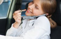 За разговоры по мобильному телефону водителей предлагают штрафовать почти на 600 грн