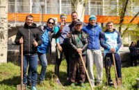 Спортсмены Днепропетровщины провели субботник ко Дню окружающей среды 