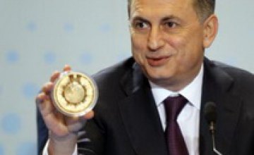 В Украине представили серию памятных монет к Евро-2012
