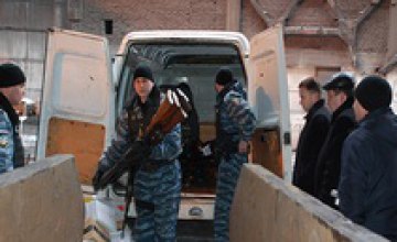 На Днепропетровщине из незаконного оборота изъяли более 700 единиц оружия (ФОТО)