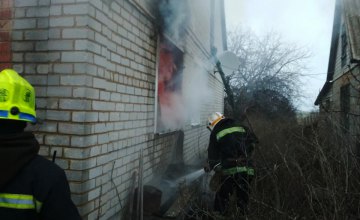 В Синельниковском районе при тушении пожара в частном доме обнаружили труп мужчины