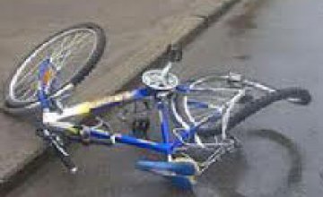 В Днепропетровской области мотоциклист сбил велосипедиста