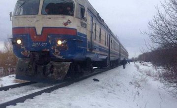 В Запорожской области поезд протаранил «копейку»: погиб 26-летний водитель