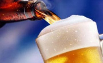 Нацкомиссиия по морали считает, что украинцам навязывают употребление пива