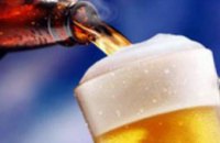 Нацкомиссиия по морали считает, что украинцам навязывают употребление пива
