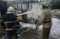 На Днепропетровщине сгорел автобус: водитель получил ожоги 1 степени