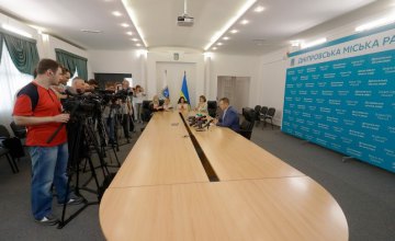 Борис Филатов анонсировал регулярные брифинги для СМИ и ряд встреч с журналистами-расследователями