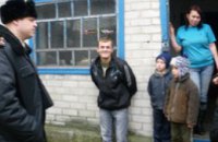 В Днепропетровске спасатели обучали детей и взрослых правилам безопасности в быту