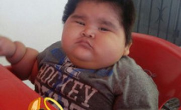 Мир шокировал 10-месячный малыш из Мексики, который весит 30 килограмм