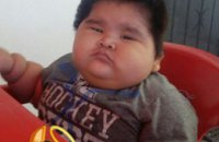 Мир шокировал 10-месячный малыш из Мексики, который весит 30 килограмм