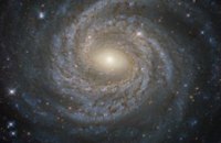  Телескоп Hubble сделал снимок «космической снежинки» (ФОТО)