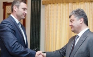 Президент поручил Виталию Кличко восстановить Киев