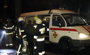 В Днепре горела 16-этажка: спасатели вывели на свежий воздух 30 жителей дома