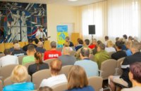 Музиканти влаштували концерти у дніпровських лікарнях для поранених бійців