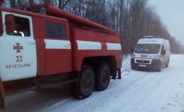В Винницкой области 2 скорые попали в снежные заносы