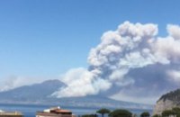 В Италии «проснулся» вулкан Везувий (ВИДЕО)?