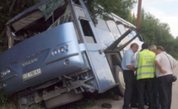 В Болгарии перевернулся украинский автобус: одна туристка погибла