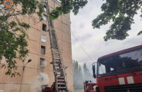 Вогнеборці Дніпропетровщини врятували 17 людей, серед них 7 дітей, під час пожежі у багатоквартирному будинку