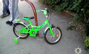 В Харькове задержали мужчину, укравшего детский велосипед (ФОТО)