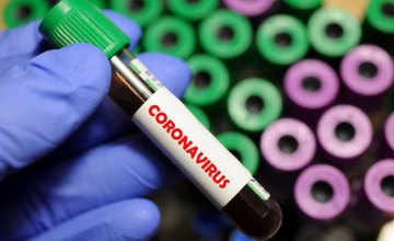 В Украине стартуют клинические исследования отечественных лекарств против коронавируса
