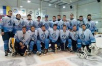  Днепряне завоевали «серебро» на чемпионате Украины по хоккею 