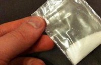 ​На Днепропетровщине группа наркоторговцев распространяли наркотики методом «закладок»: в команде работала 76-летняя бабушка