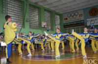 Днепропетровские школьники вышли на «Физкультурную перемену» (ФОТОРЕПОРТАЖ)