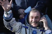 В Казахстане приземлились космонавты с олимпийским факелом «Сочи-2014» (ВИДЕО)