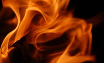 В Днепре при пожаре частного дома мужчина получил 96% ожогов тела 